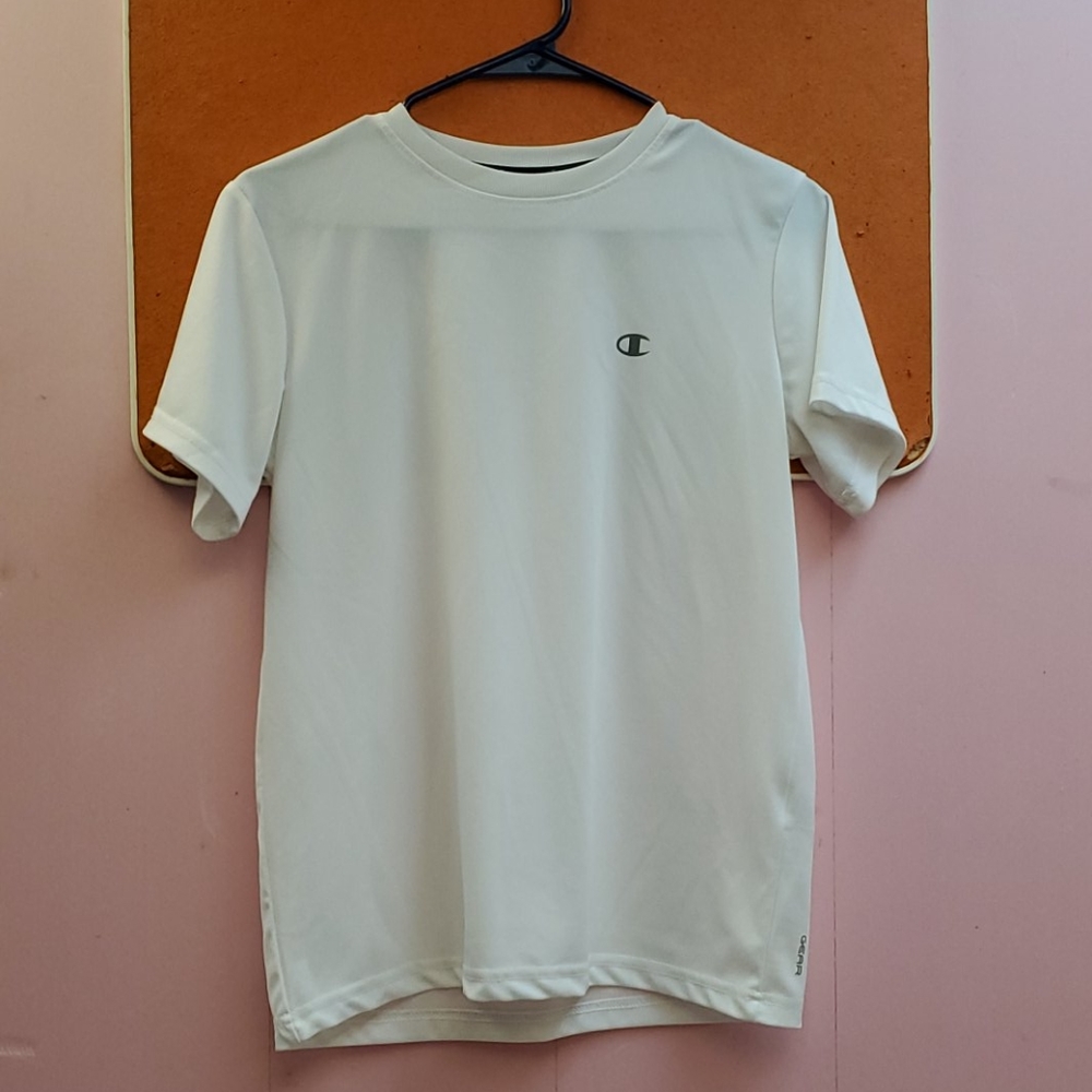 Champion Gear, 100% Polyester.  Boys XL